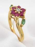 Nice Ruby and Emerald Ring