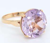 Vintage Yellow Gold Rose Quartz Ring