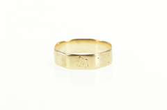 10K Yellow Gold Victorian Worn Squared 5.1mm Etched Band Ring
