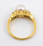 Classic 18k Pearl and Diamond Ring