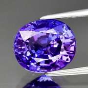 Top blue violet 2.37ct VVS Tanzanite