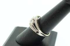 LADIES WHITE GOLD AND DIAMOND RING
