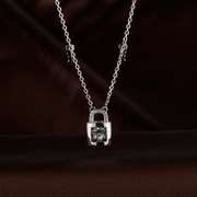 'Let's Lock this Love" Dancing center stonependant