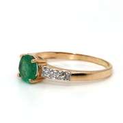 Pretty 14kt Gold Emerald and Diamond Ring