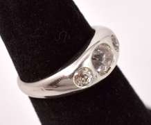 Classy Approx. 0.55CTS  Diamond Ring in Platinum
