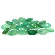 Bright emerald green 7.61ct 23pc emerald set