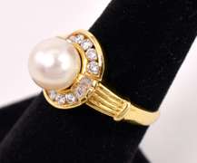 Lush Pearl and Diamond Ring in 18K Yellow Gold
