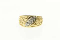 14K Yellow Gold Textured Diamond Striped Graduated band Ring
