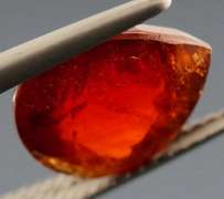 Stunning top red orange 6.80ct Hessonite Garnet