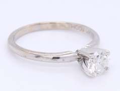 Dazzling White Gold Round Brilliant Cut Diamond Engagement Ring