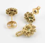 Cute Suite of Emerald & Dia. Pendant & Earrings