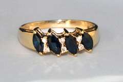 Delightful Sapphire & Diamond Ring in Gold