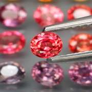 Glittering 20 piece 4.18ct fancy color Sapphire set