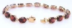 Gorgeous Yellow Gold Garnet Bracelet
