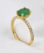 Classy Emerald & Diamond Ring in 14K YG