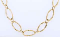 Elegant Yellow Gold Fancy oval Link Chain Necklace
