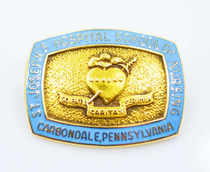10K Gold Pin, 1973 St. Joseph's Hospital School of Nursing, Carbondale, PA