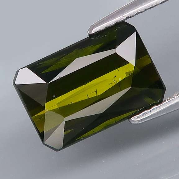 Rich 2.85ct natural olive green Tourmaline