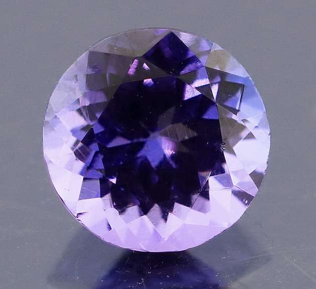 High fire 1.08ct blue violet Tanzanite solitare
