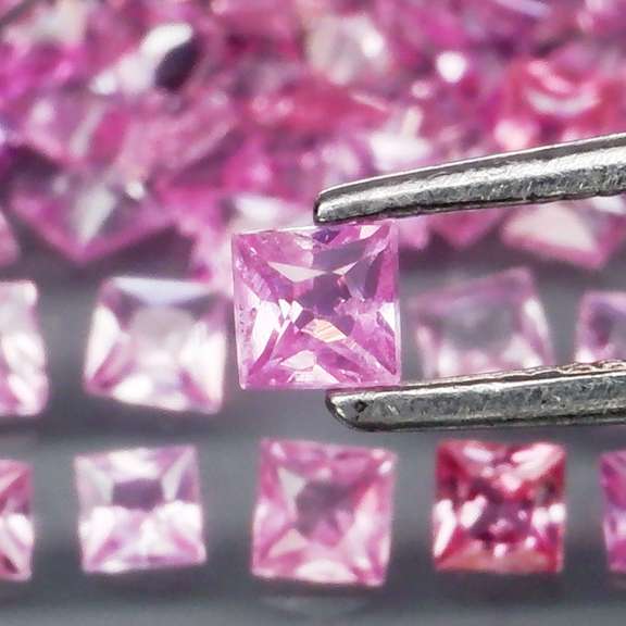 Rare HEATED ONLY 2.47ct pink Sapphire set