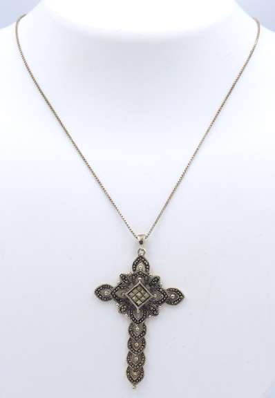 Vintage 925 Sterling Silver Marcasite Cross Pendant on Chain