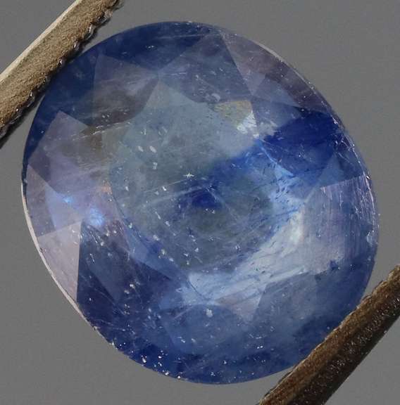 2.46ct Royal blue Sapphire from Mozambique