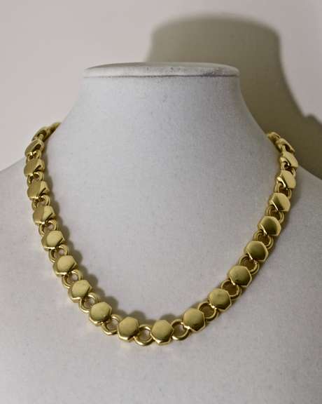 Impressive 18K Fancy Link Necklace