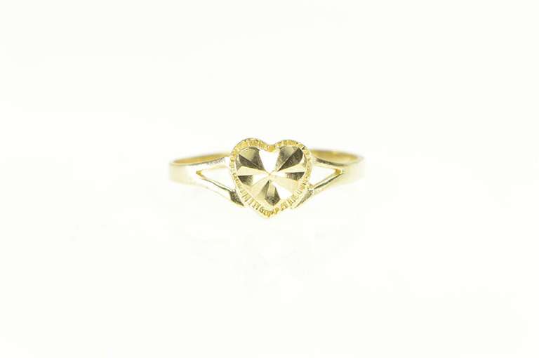 10K Yellow Gold Heart Ridged Pleated Love Symbol Ring
