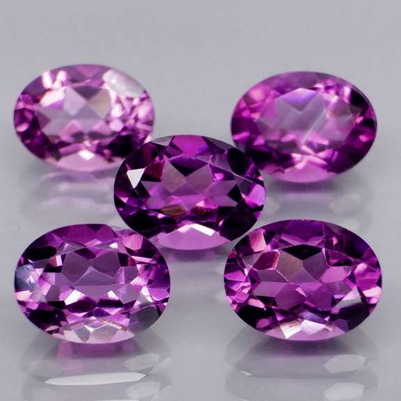 Glittering 5.88ct 8x6mm real Bolivian Amethyst set