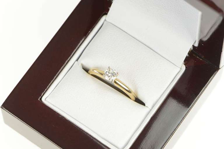 14K Yellow Gold 0.30 Ct Diamond Solitaire Classic Engagement Ring