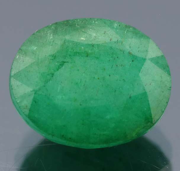 Glowing green! 12.14ct Zambian Emerald