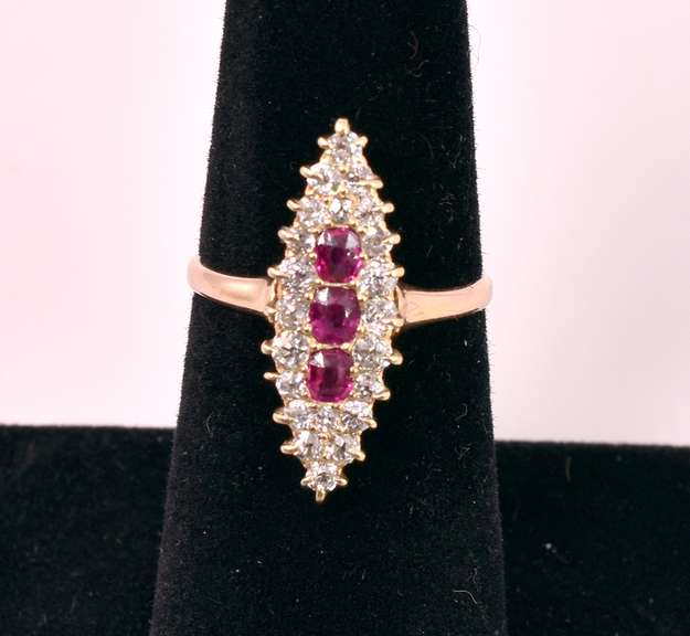 Amazing Ruby and Diamond Ring in 14K Yellow Gold