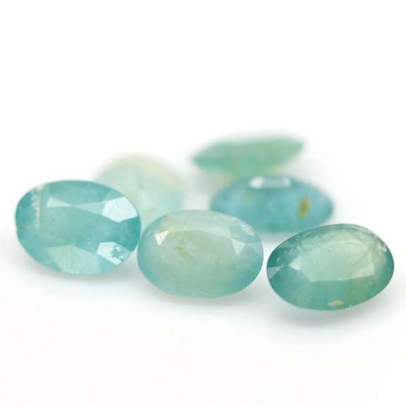 Excellent 8.56ct blue green Grandidierite set