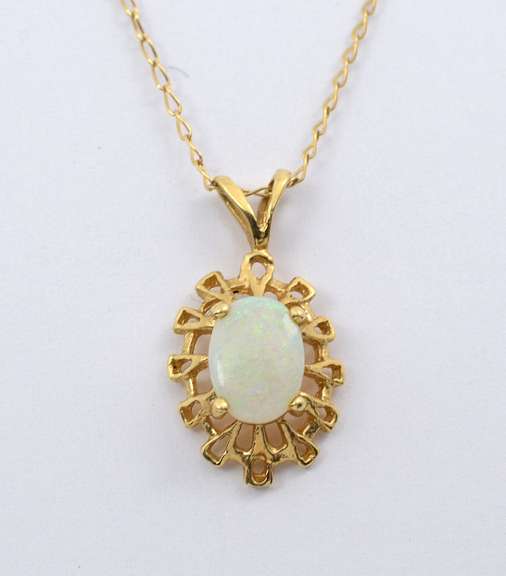 14k Opal Pendant with Necklace