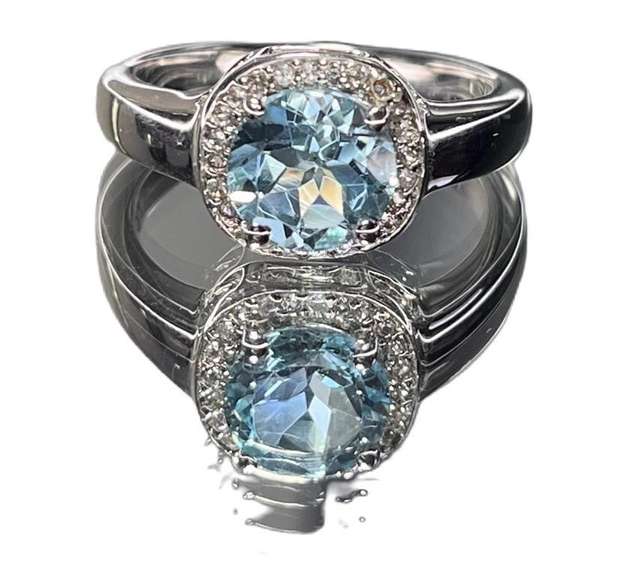 Stunning Rhodium Plated Natural 2.35 Ct Sky Blue Topaz Ring
