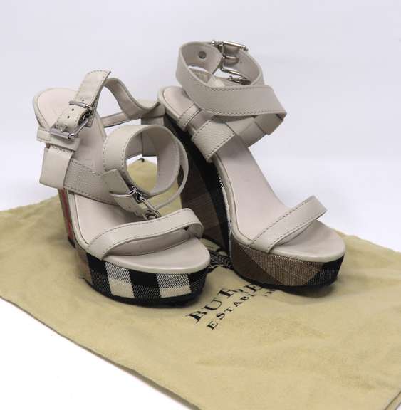 Burberry Goldfinch Check Wedge Sandal in White Color