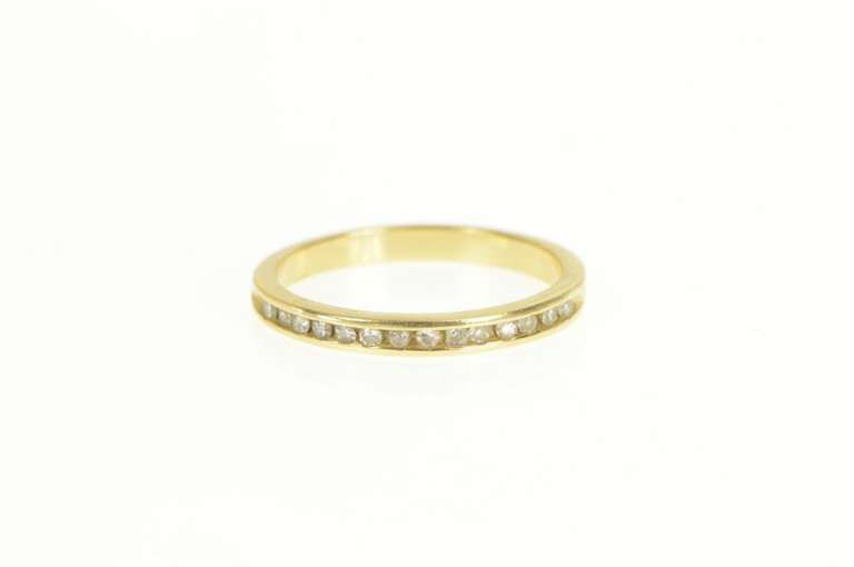 14K Yellow Gold Classic Diamond Vintage Wedding Band Ring