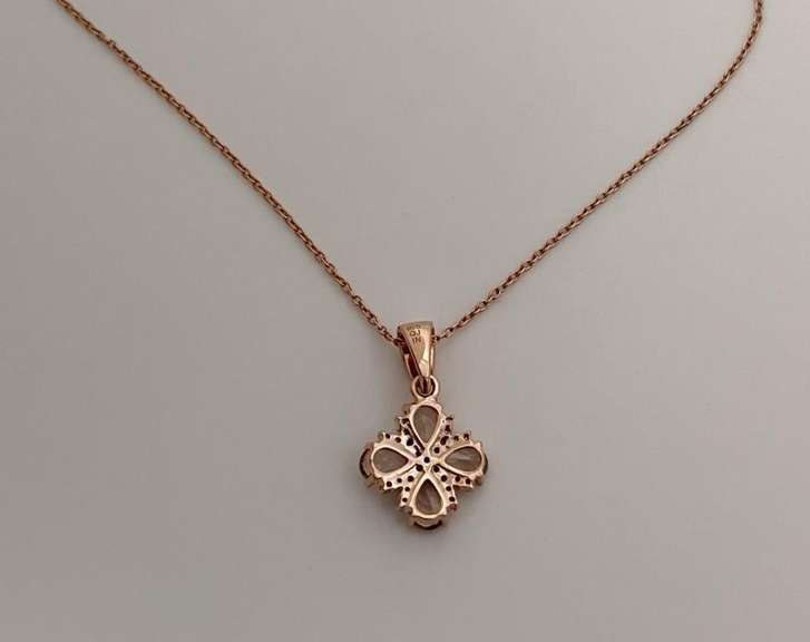 14 Kt Rose Gold Plated  Natural Morganite Pendant Necklace