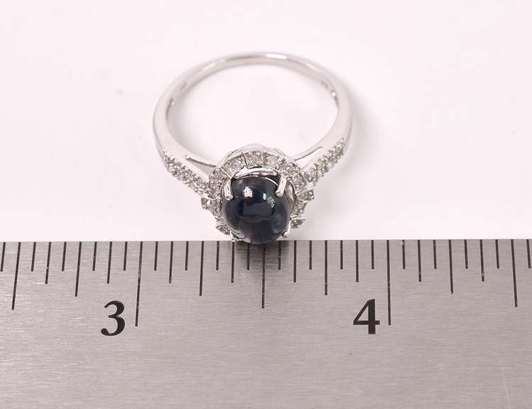 Dazzling Cabochon Sapphire and Diamond Ring in 14K White Gold
