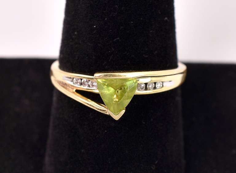 Delightful Peridot and Diamond Ring in Yellow Gold