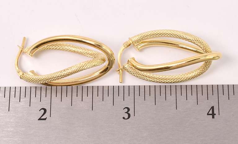 Brilliant Double Hoop Earrings in 14K Yellow Gold