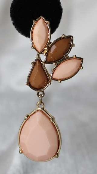 A Very Sexy  Fashion  Design Earrings