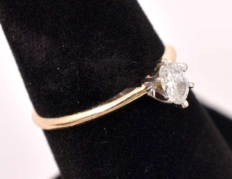 Elegant Solitaire Diamond Ring in 14K Yellow Gold