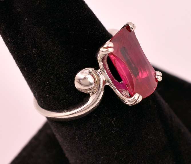 Gorgeous Ruby Ring in 14K White Gold