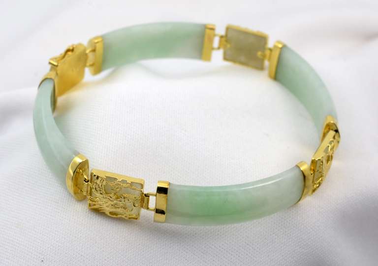 Fashionable 14k and Jade Bracelet