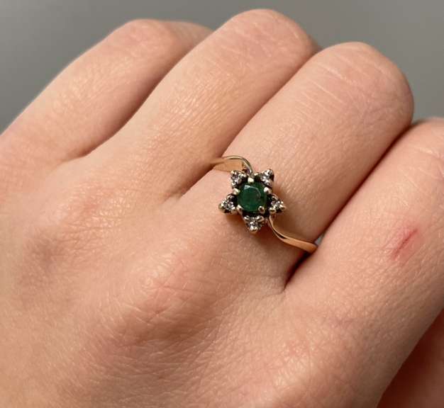 14kt Solid Yellow Gold, Emerald, and Diamond Ring