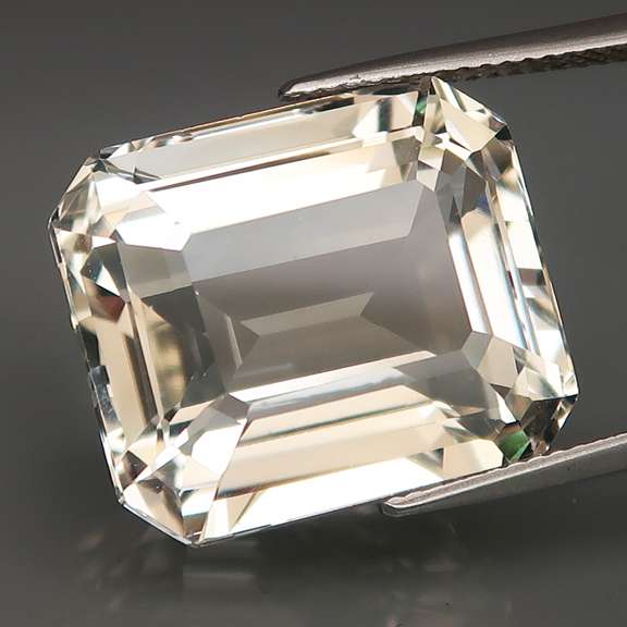 Unheated! 32.45ct champagne Imperial Topaz