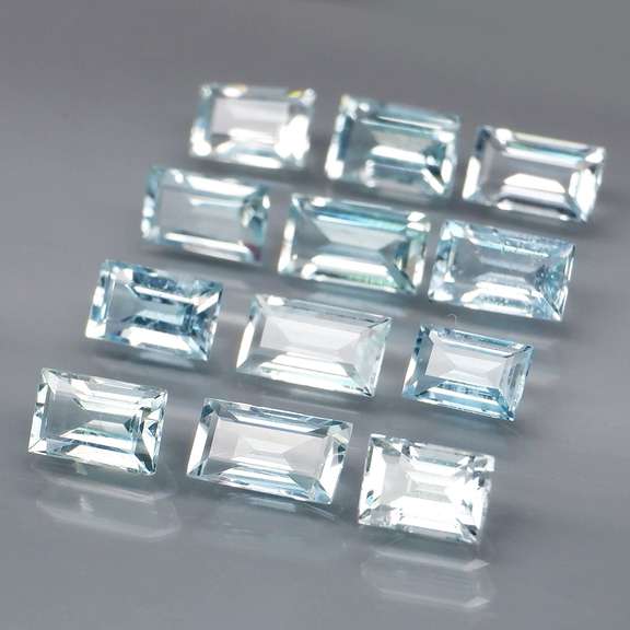 Large 3.35ct platinum blue baguette cut Aquamarine set