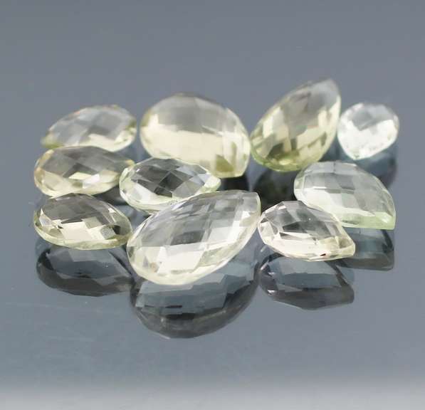 Very unique double checker cut 42.81ct Quartz set
