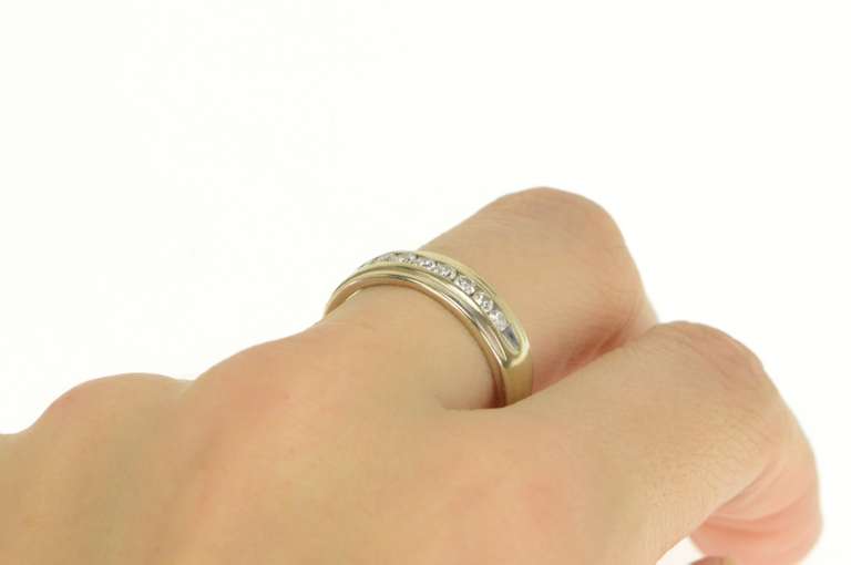 14K Yellow Gold 0.50 Ctw Classic Diamond Men's Wedding Band Ring